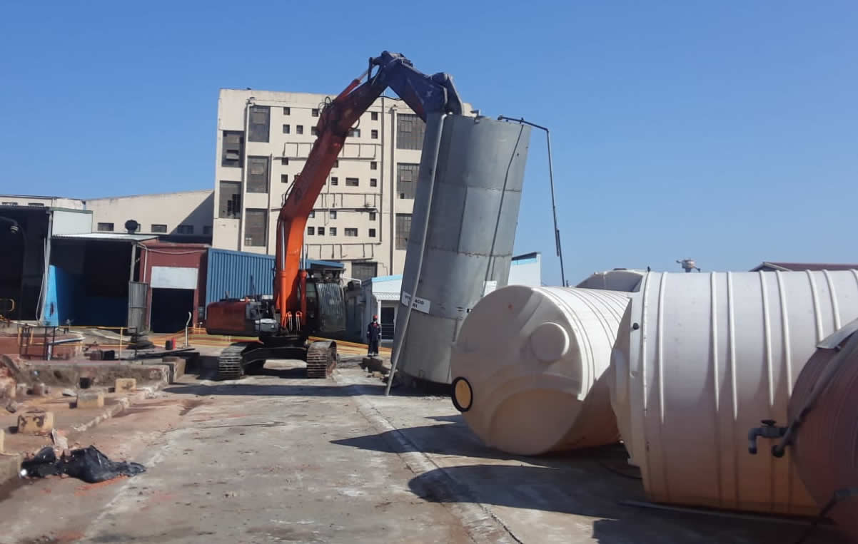 asbestos roofing removal